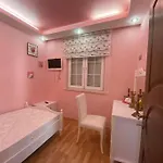 Muestakil, Oezel Havuzlu, Jakuzi Ve Saunali * Белек