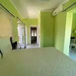 Muestakil, Oezel Havuzlu, Jakuzi Ve Saunali